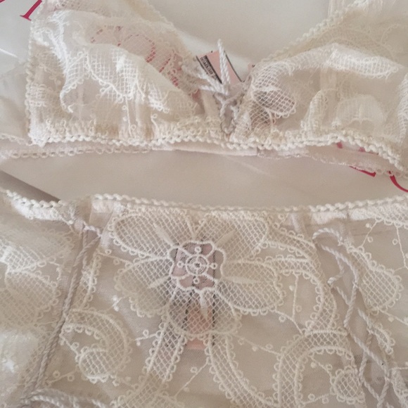 SOLD❌Victoria’s Secret Dream Angels Set - Picture 3 of 6